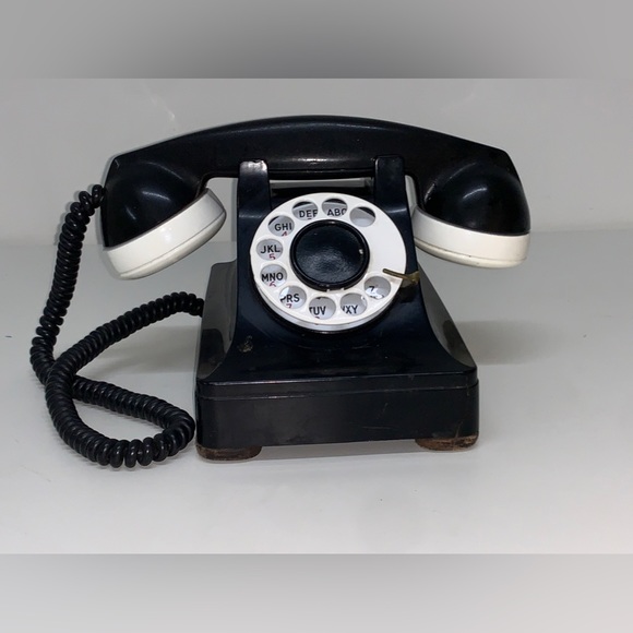 Early Mid Century Vintage WESTERN BELL Rotary Dial Telephone - Picture 3 of 16